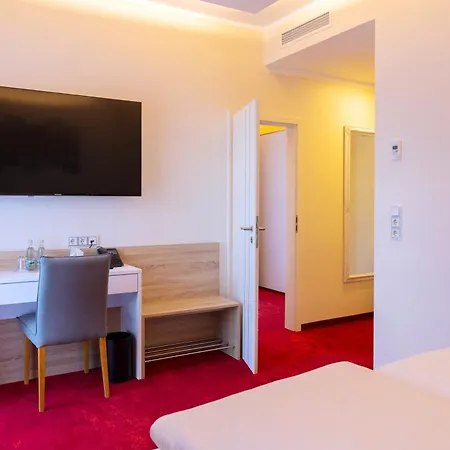 Otel Am Waldkasino Erfurt