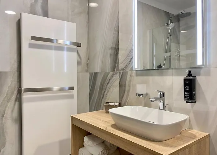 Hotel Am Waldkasino 3*