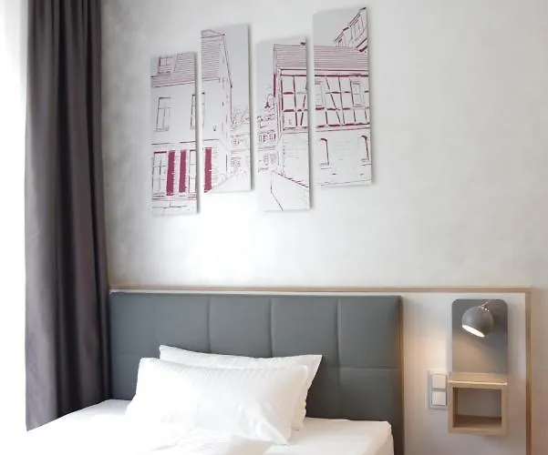 Hotel Am Waldkasino 3*